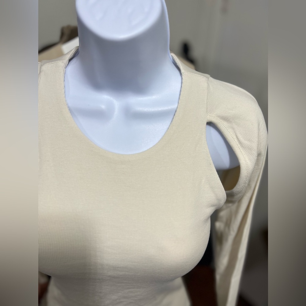 OGL Cream Long Sleeve Cutout Shoulder Top - Picture 4 of 8